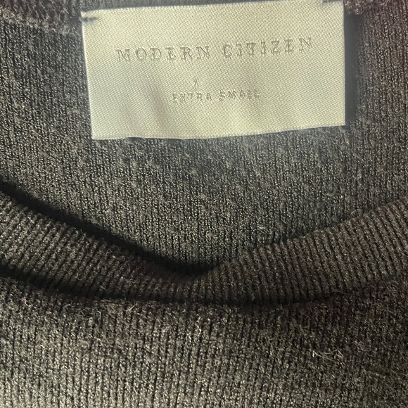 Modern Citizen black sweater vest - Picture 3 of 3